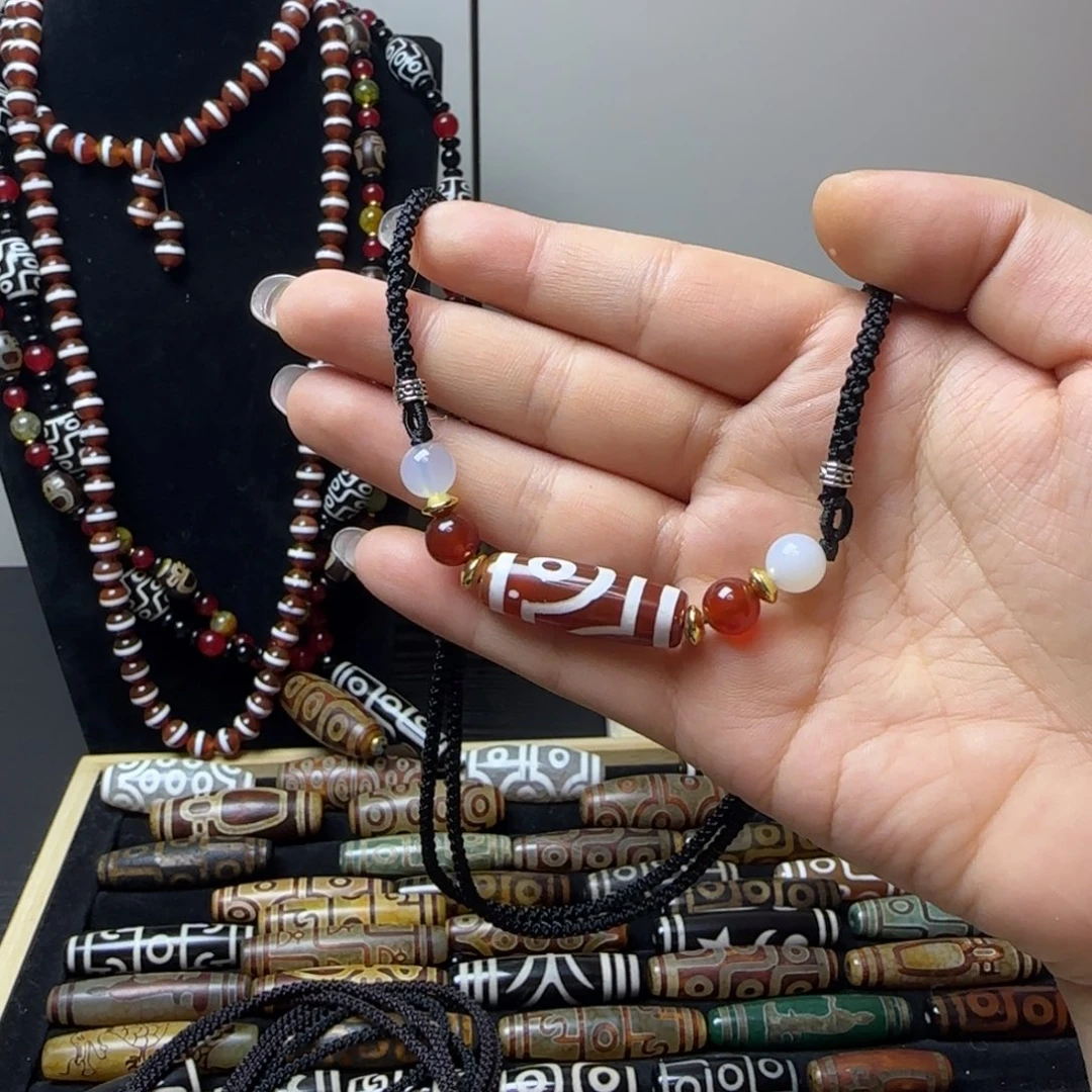 玛瑙/玉髓合金颈饰