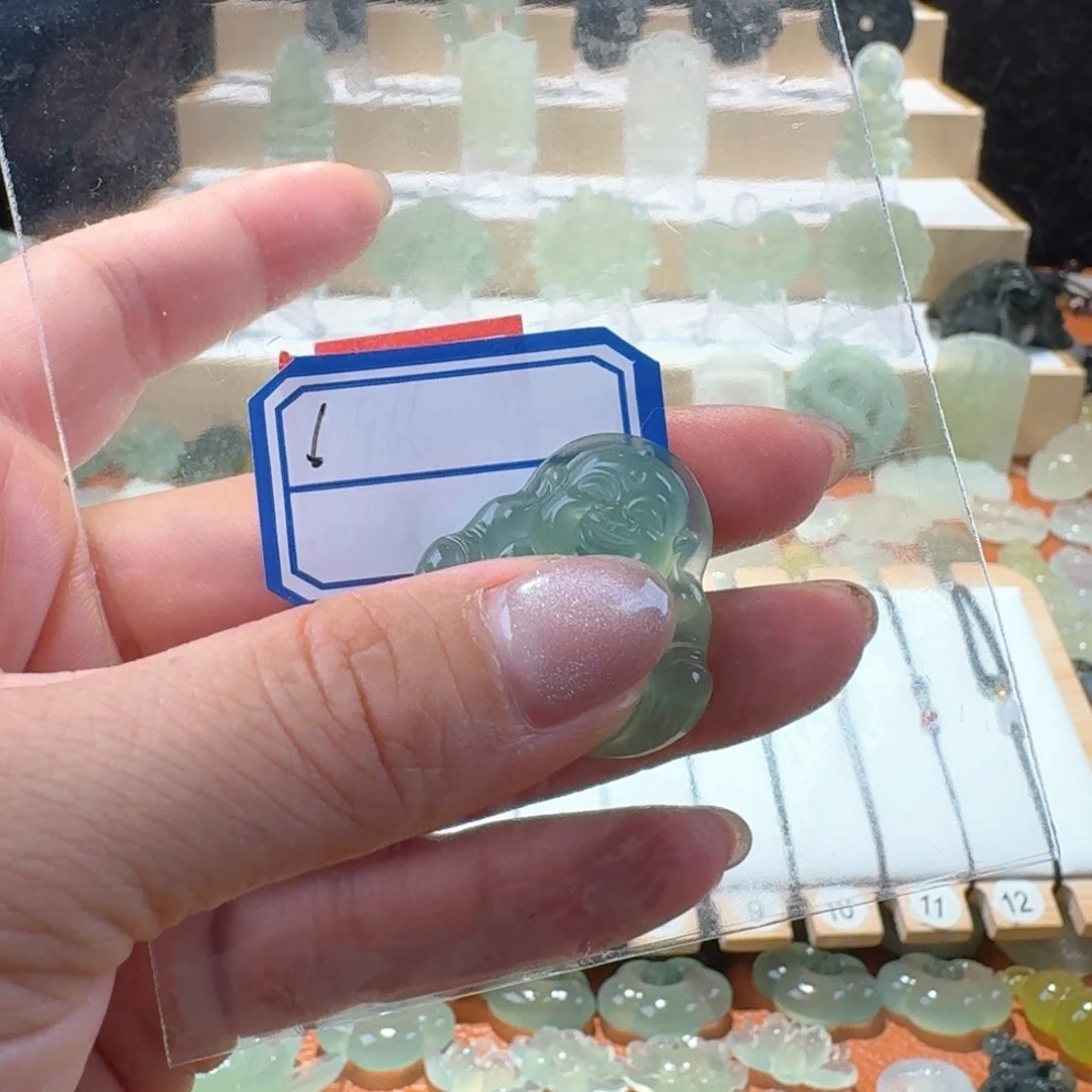 岫玉合金颈饰精美礼品