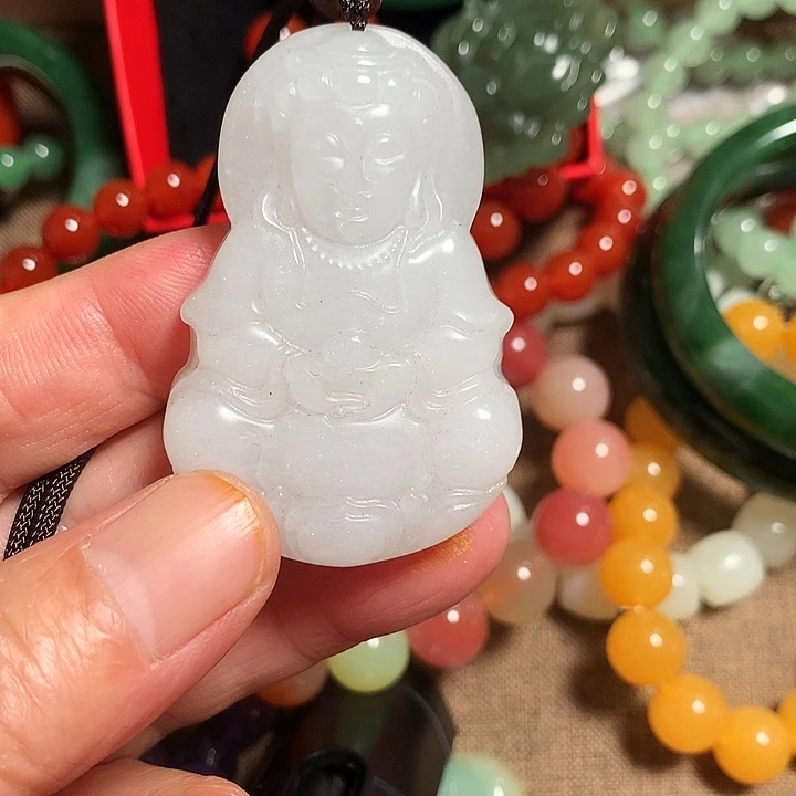 套链未镶嵌透闪石质玉