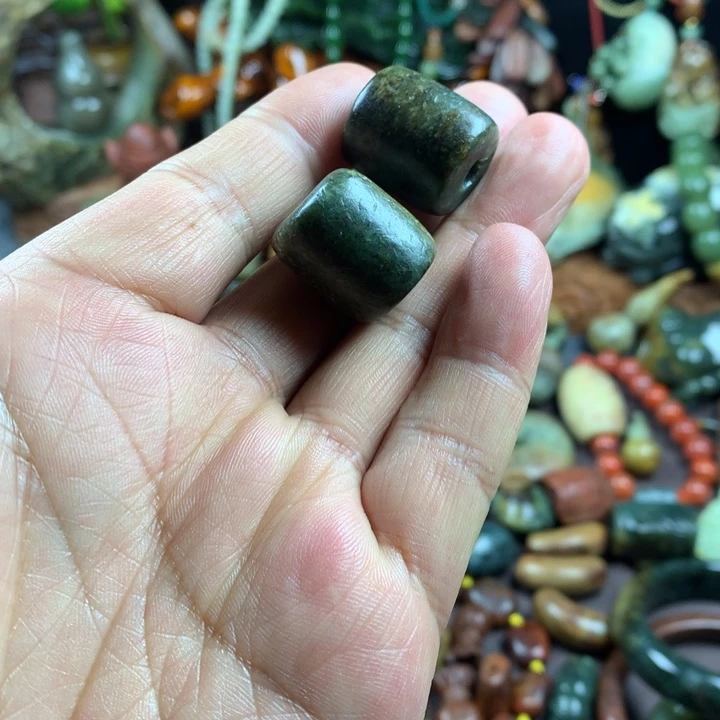 岫岩河磨玉（透闪石质玉）小勒子未镶嵌