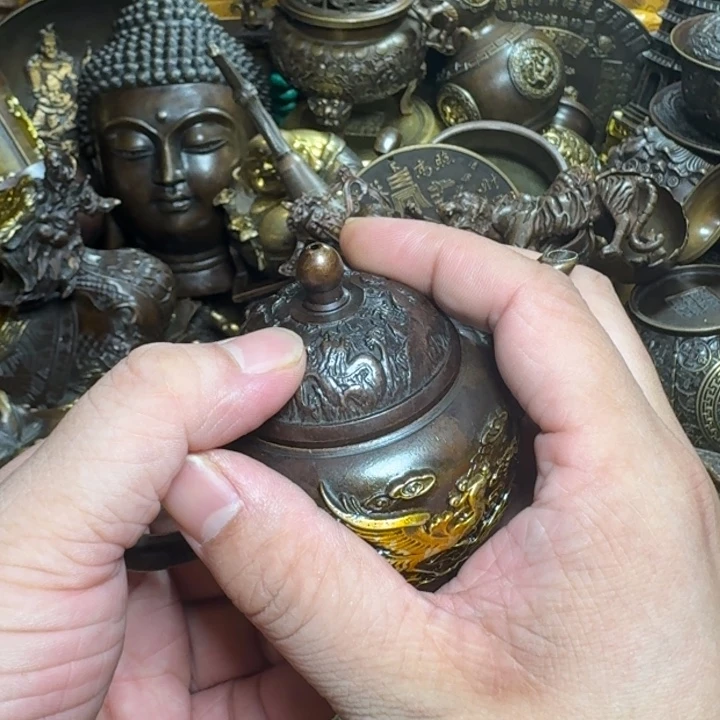 铜器摆件收收藏藏