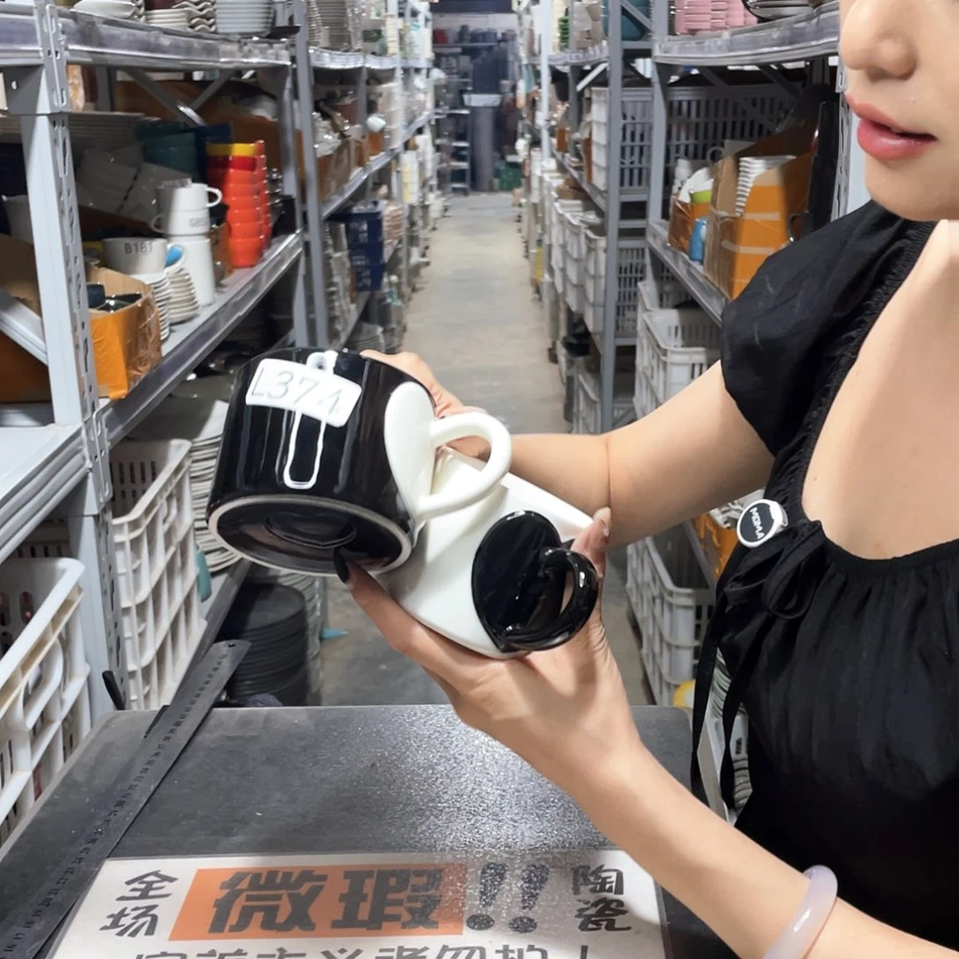 瓷片374          2黑2白