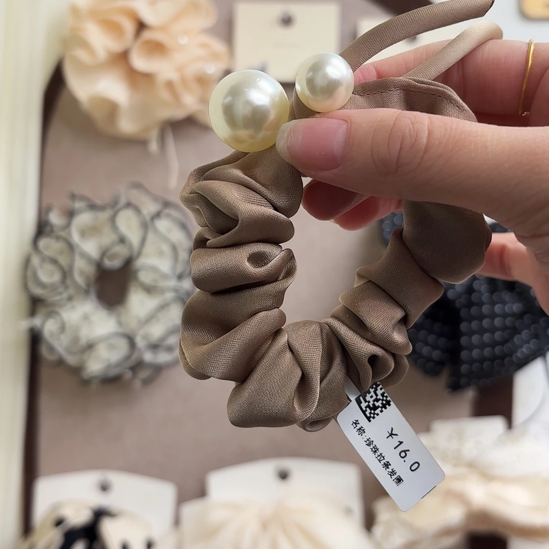 卡其色珍珠发圈发圈