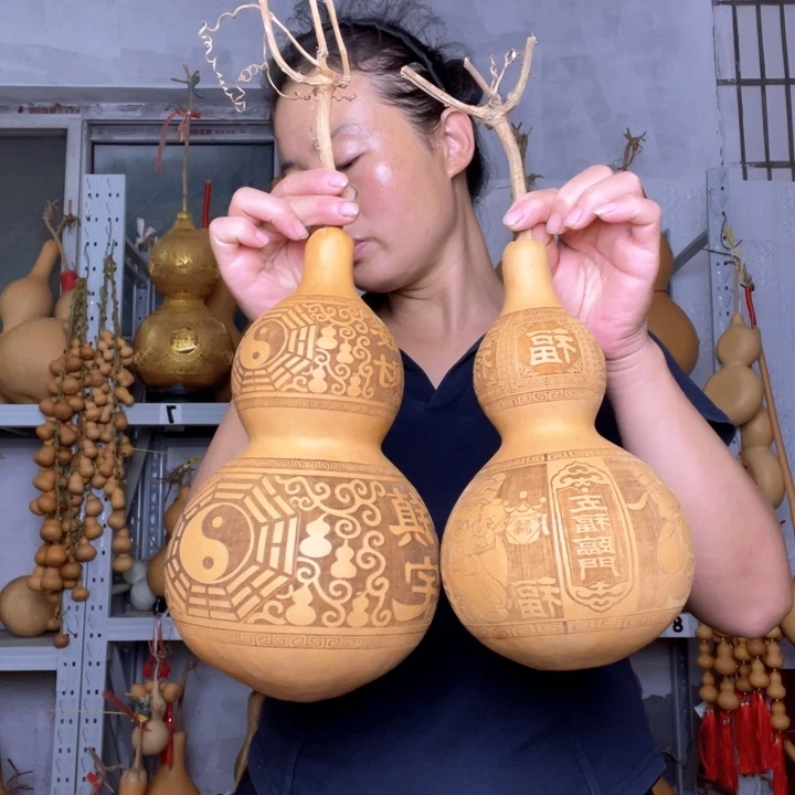 唐***姐天然植物葫芦文玩