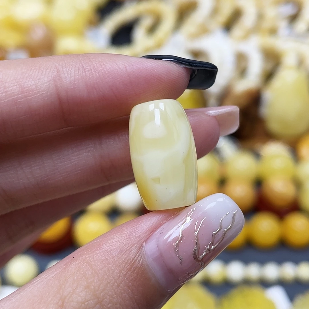 琥珀未镶嵌裸石19.1*11.8mm蜜蜡桶珠