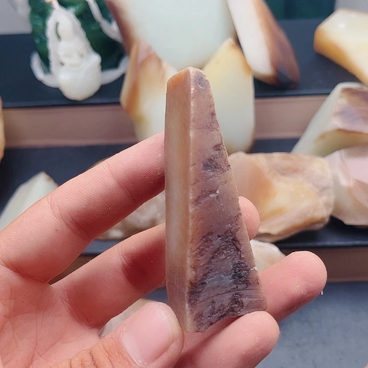 和田玉（糖玉）未镶嵌颈饰