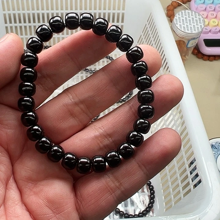 白玉菩提吊坠黑色332