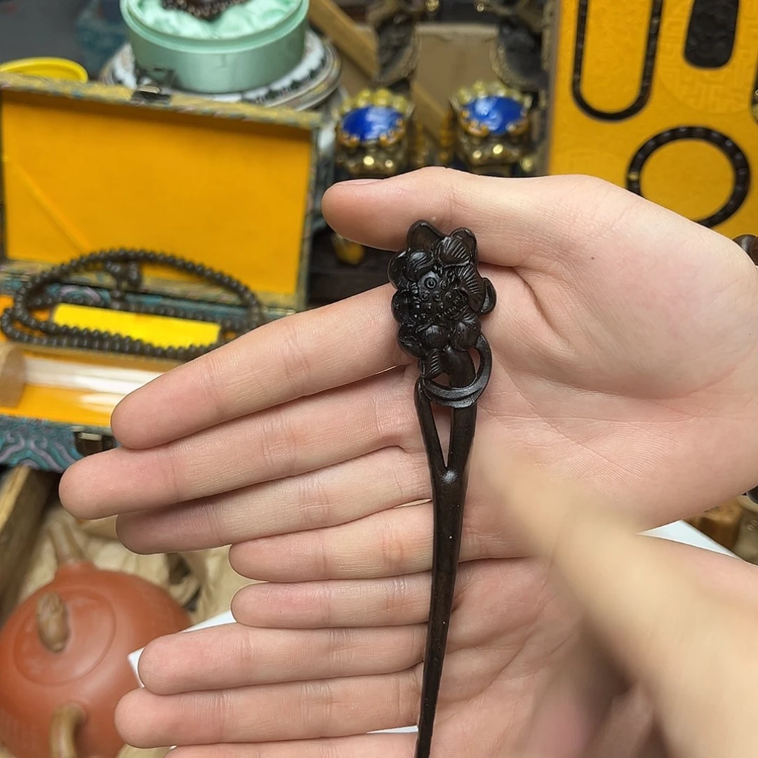 大叶紫檀（黑酸枝木类）