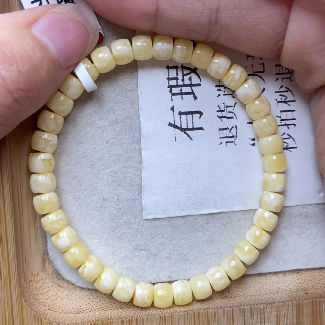 未镶嵌蜜蜡珠宝奇石18