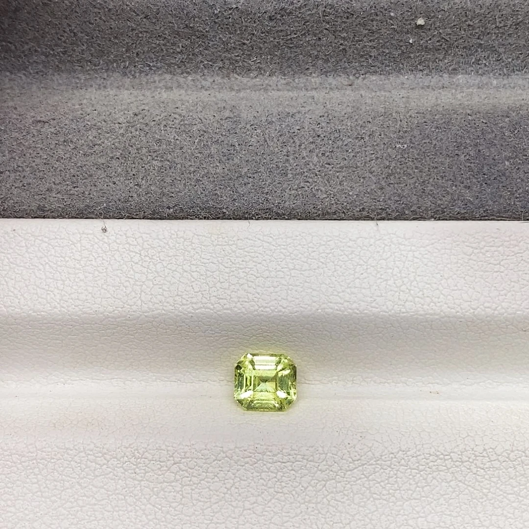 金绿宝石裸石1.1克拉天然金绿宝石