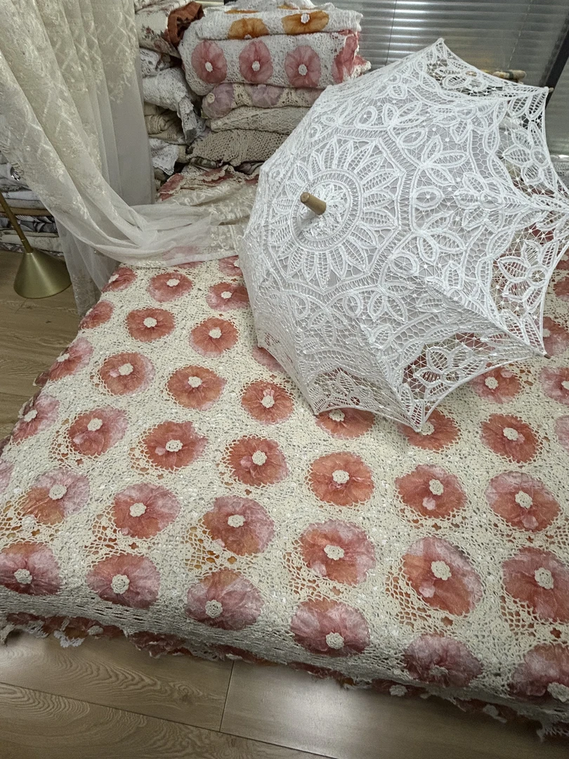 DY056-9泡泡纱（230*260cm长方)米底西瓜红防尘泡泡纱床盖