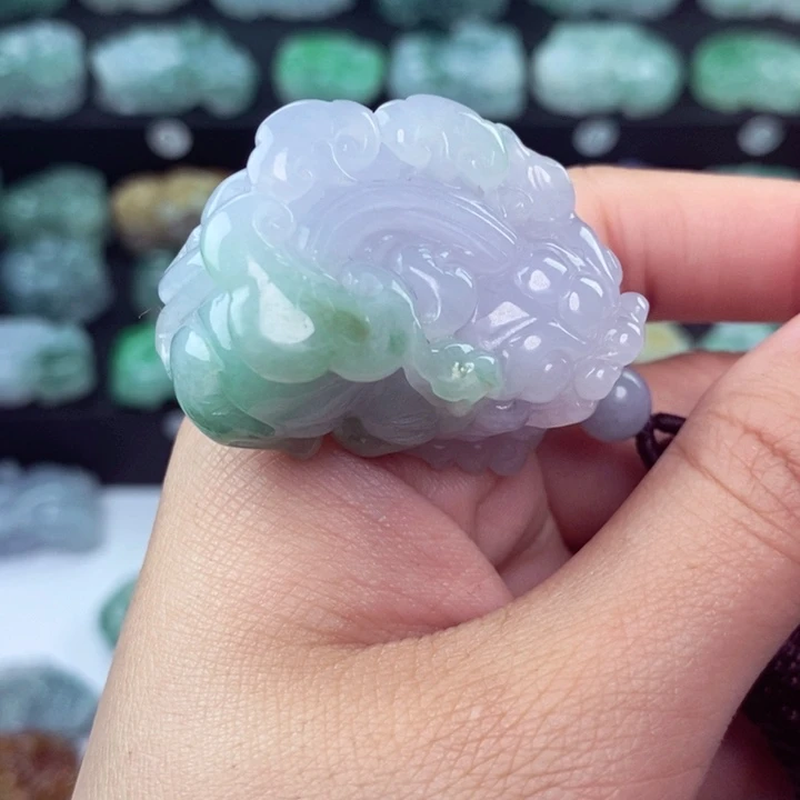 翡翠颈饰未镶嵌天然