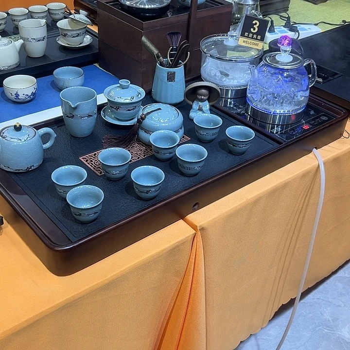 在哪吃嘛那是在那里呢还说