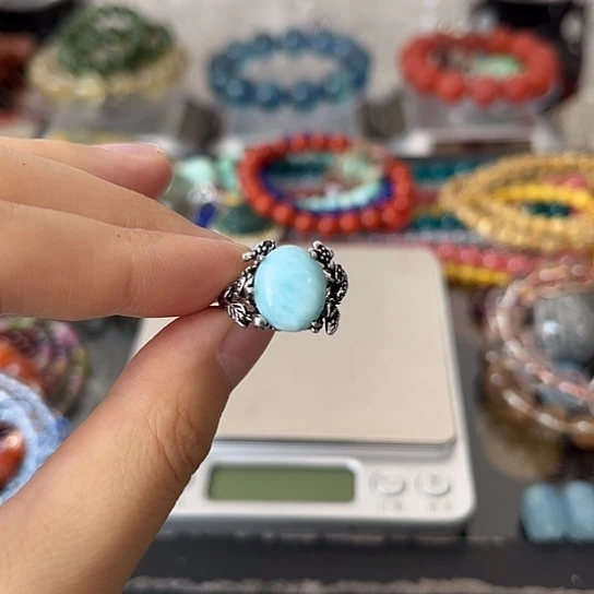 针钠钙石（海纹石）戒指合金矿坑