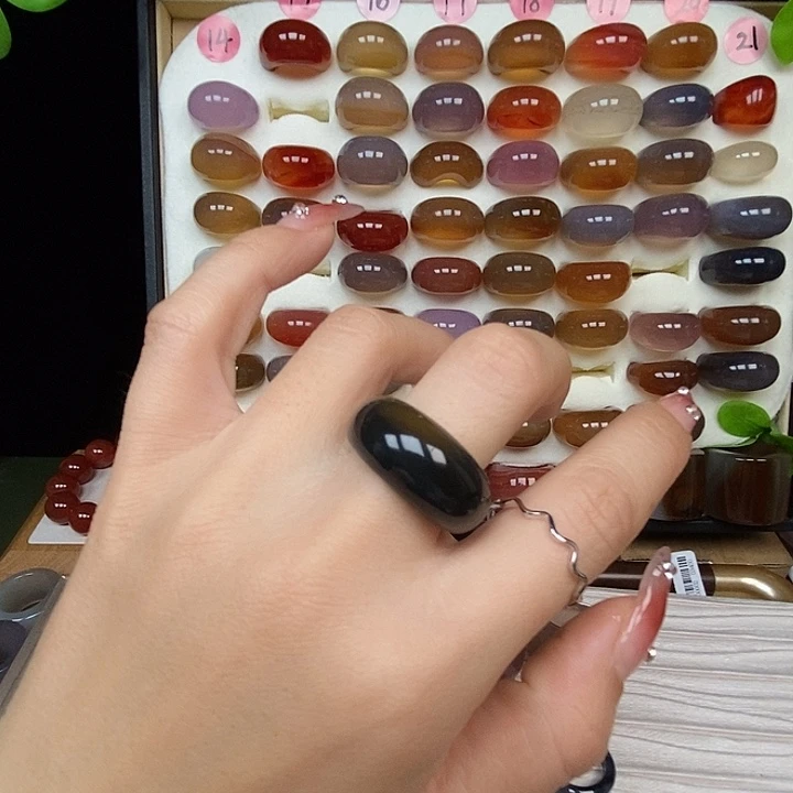 好***.玛瑙/玉髓未镶嵌戒指