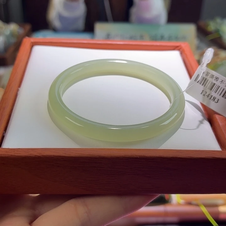 和田玉未镶嵌手镯17