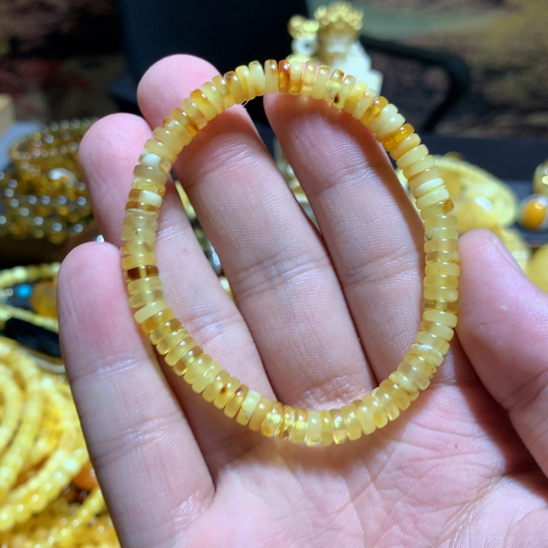 未镶嵌琥珀珠宝奇石