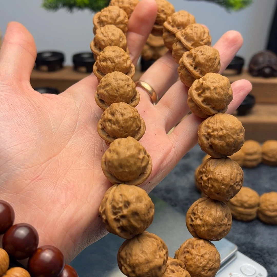 文玩核桃把件魔**实铁核桃14-25