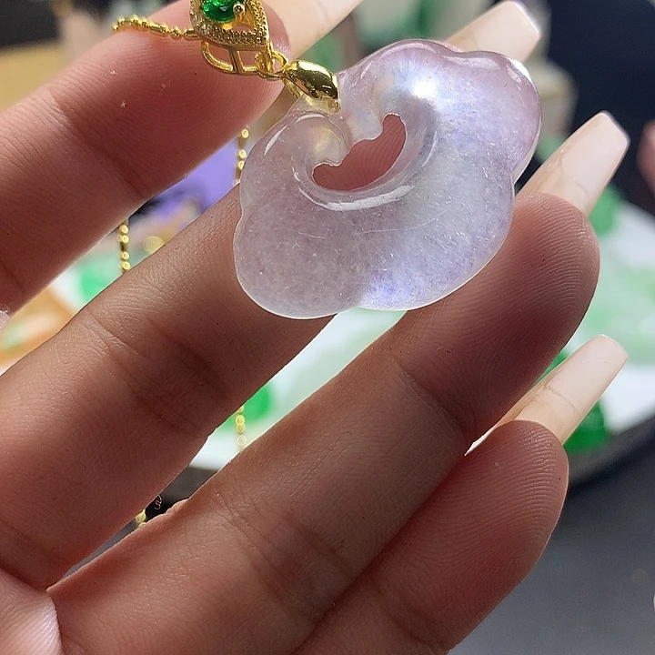 翡翠未镶嵌吊坠(赠链)翡翠