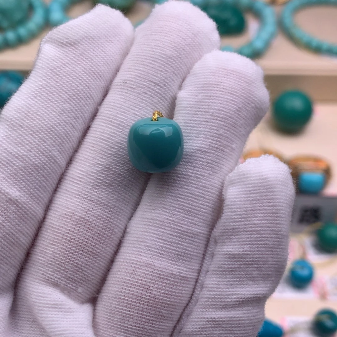 绿松石未镶嵌珠宝奇石10.8