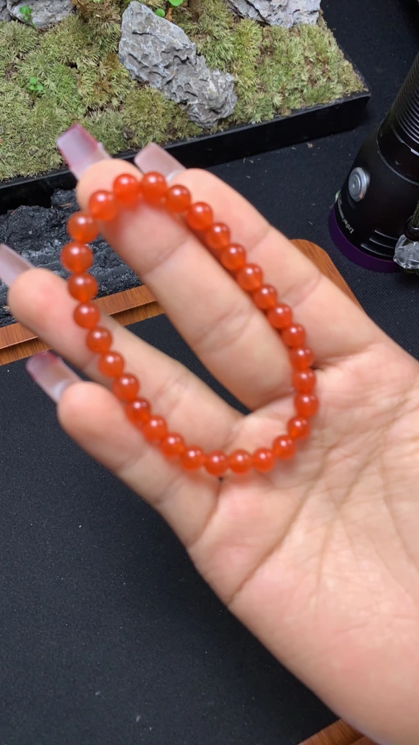6mm天然原矿南红冰红单圈手串