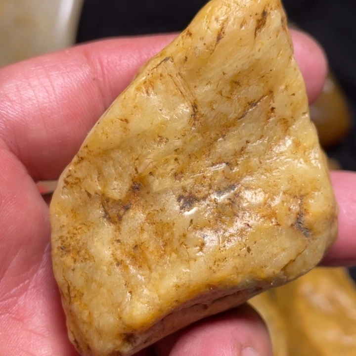 田黄石93克昌化田黄石