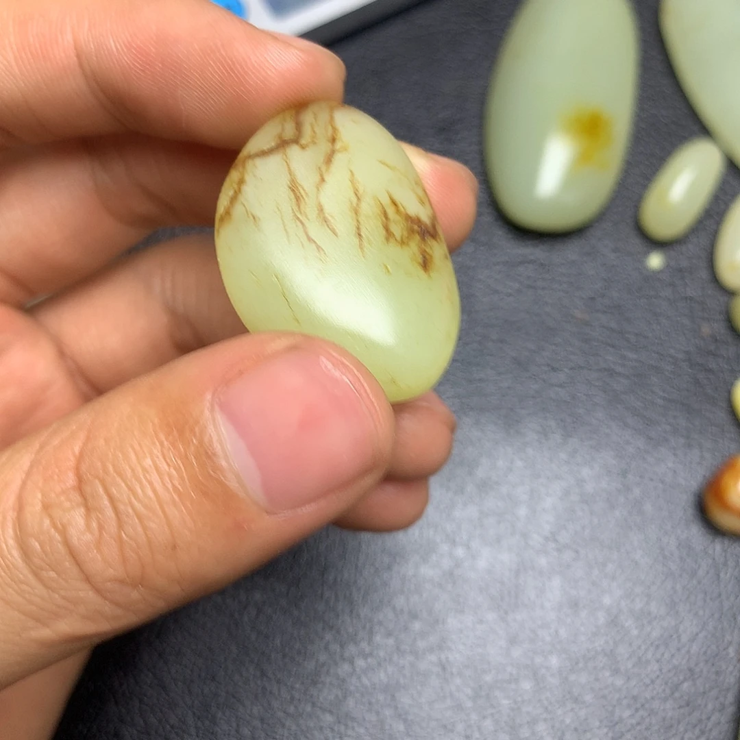 和田玉未镶嵌摆件