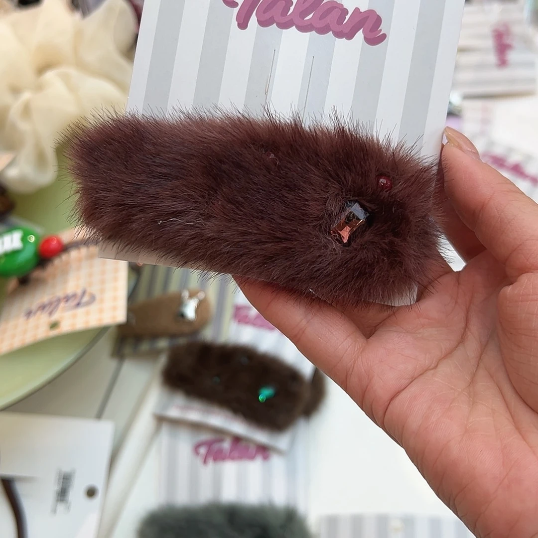 布艺铁合金酒红拜拜