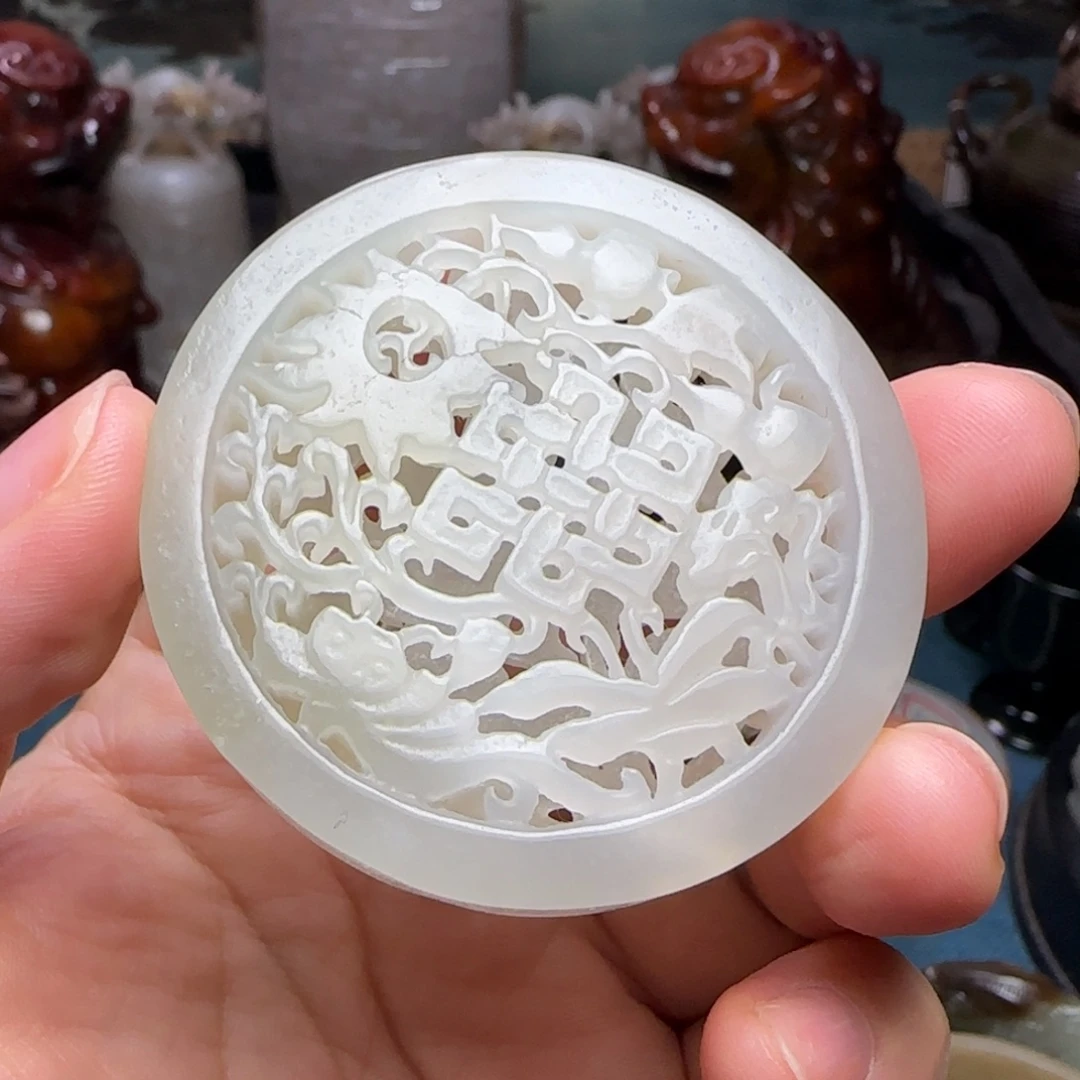 冷***机未镶嵌和田玉挂件