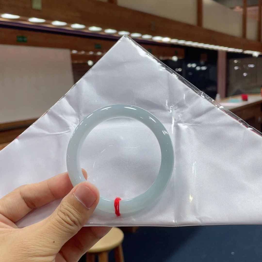 翡翠手镯未镶嵌浅**忆默认
