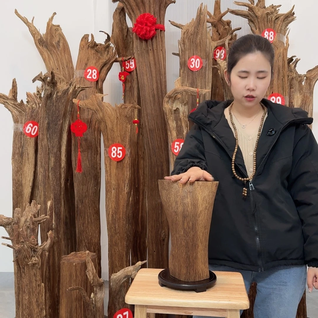 沉香碎屑沉香原材料