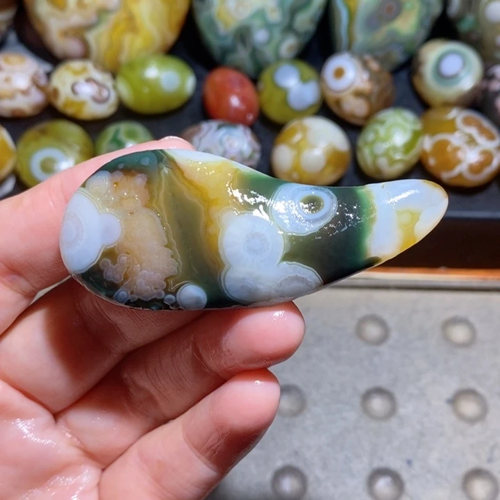未镶嵌玛瑙/玉髓珠宝半成品8