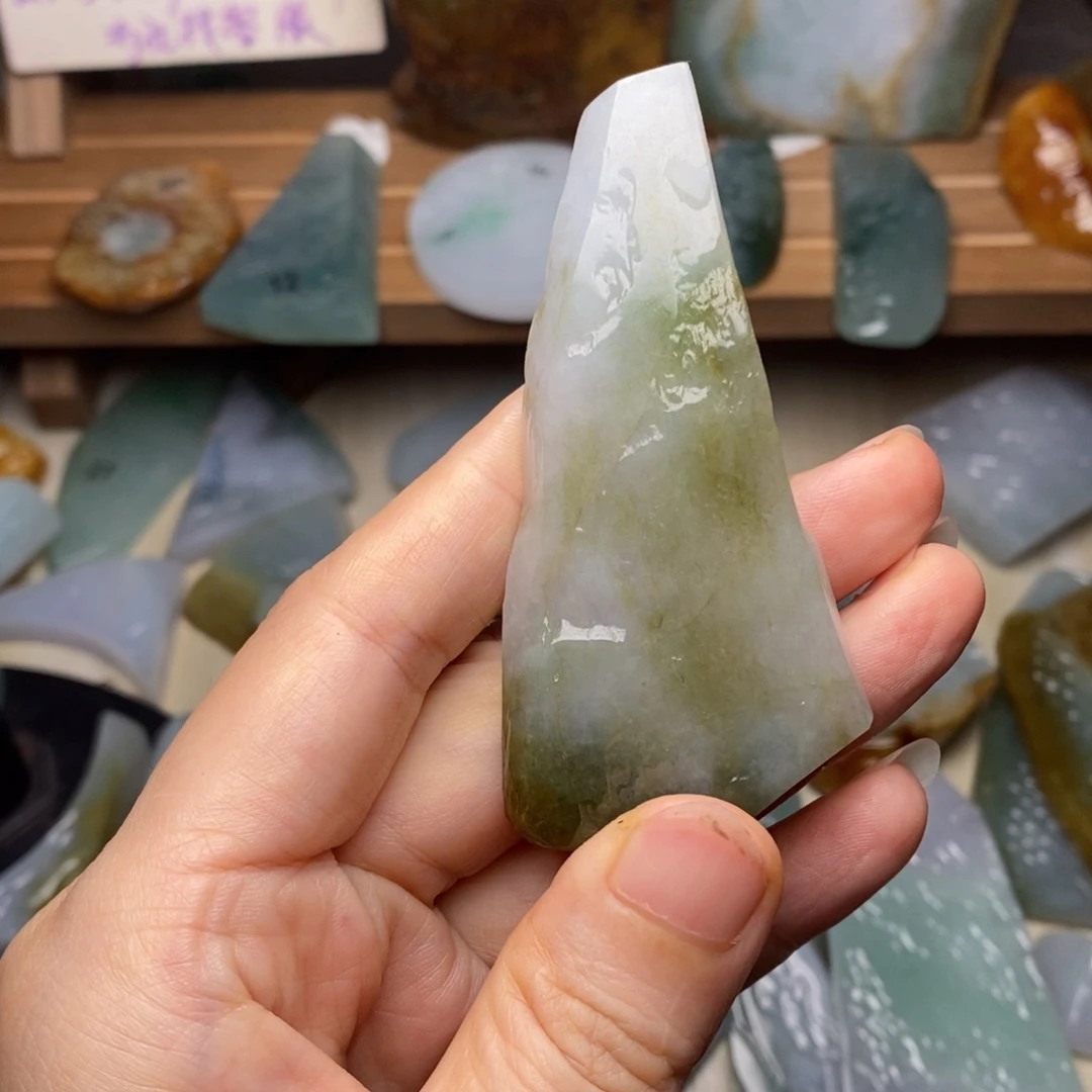 翡翠未镶嵌颈饰天然