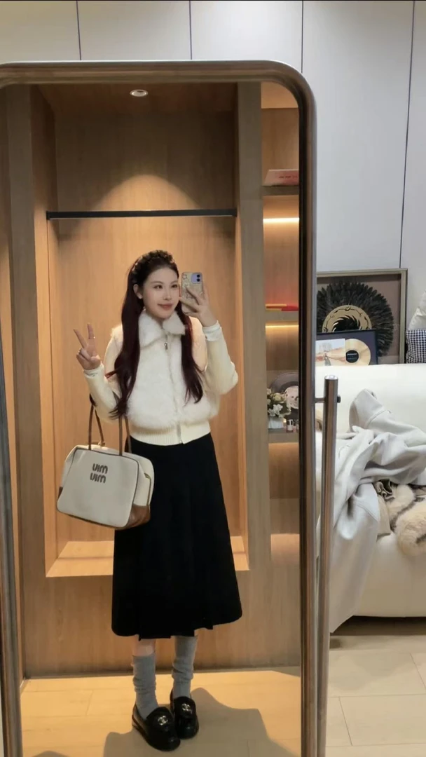 2025秋冬半身毛呢裙女高腰显瘦黑色垂感显瘦中长款半身百褶长裙