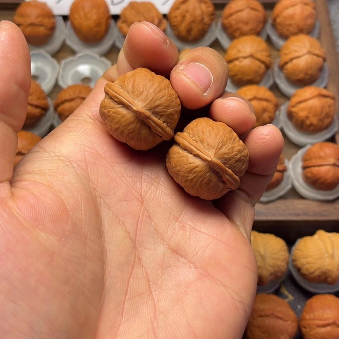 文玩核桃把件手捻