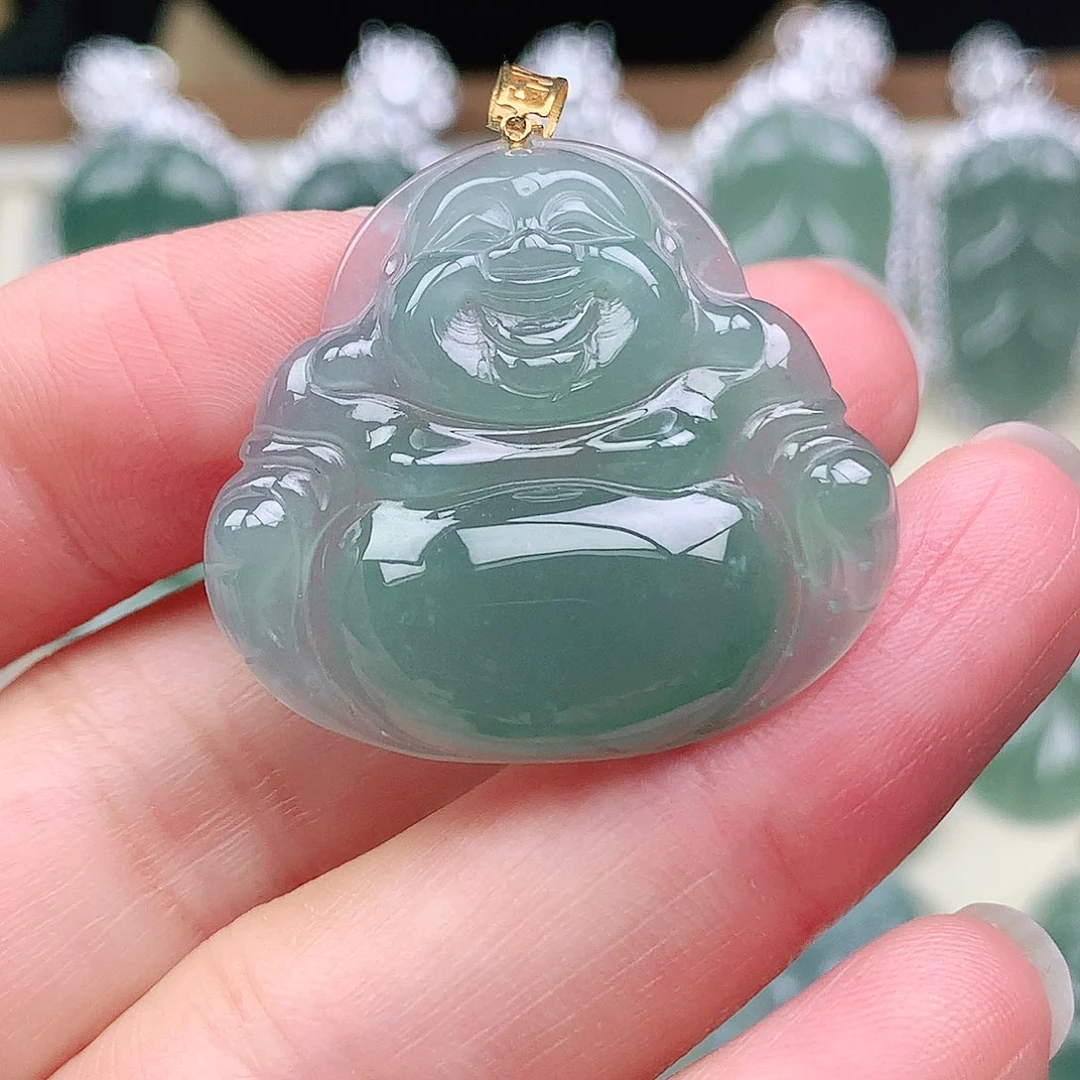 翡翠18K金镶嵌颈饰吊坠