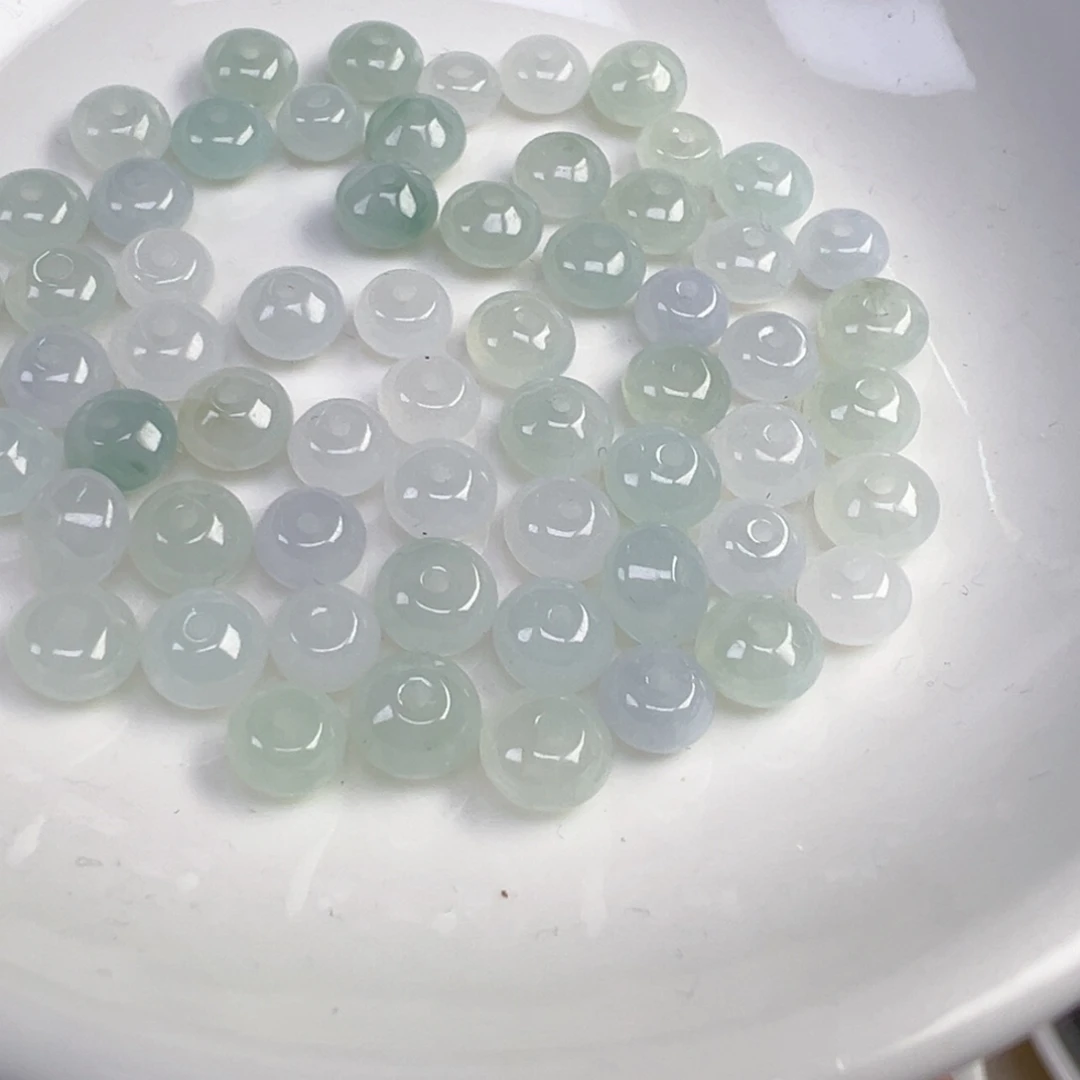 翡翠散珠卡6+鼓珠俩颗。可挑