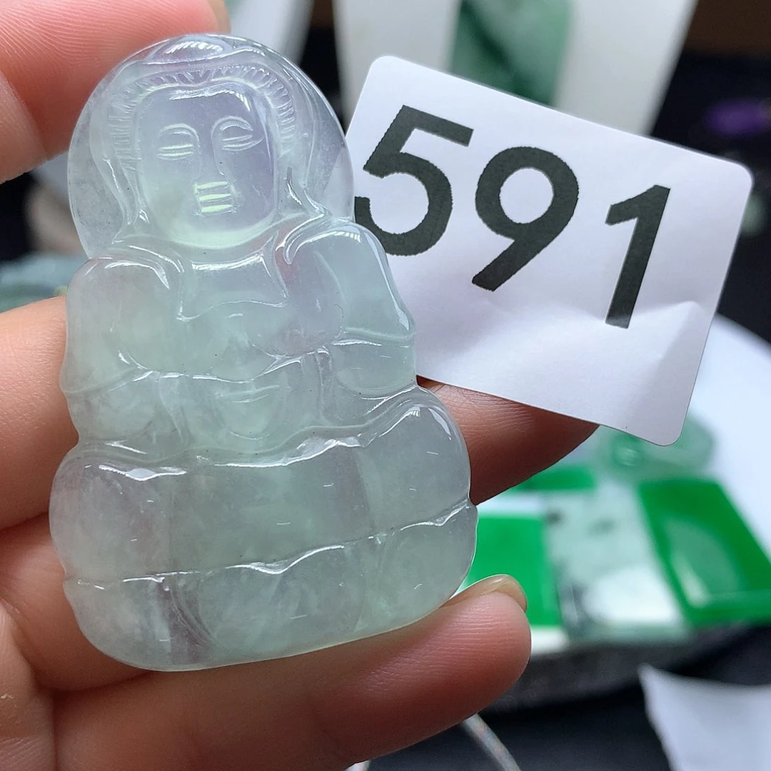 翡翠吊坠(赠链)未镶嵌