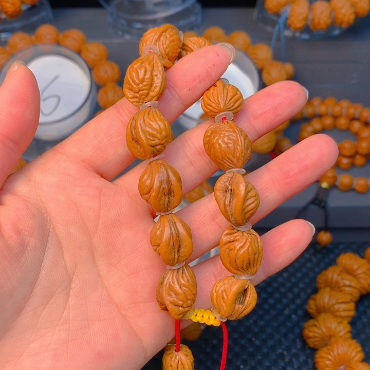 桃核吊坠距**城生命之源妮妮妮