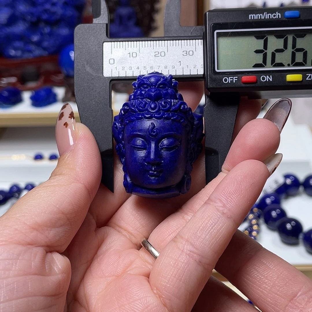 青金石未镶嵌高品雕刻度母