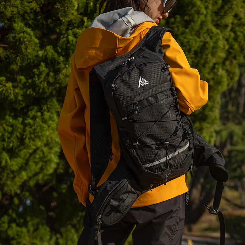 户外登山包专业水袋包轻量化双肩包运动旅游徒步防水爬山跑步背包