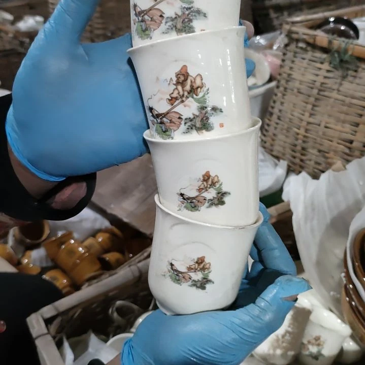 摆件陶瓷盘子碗啥都有