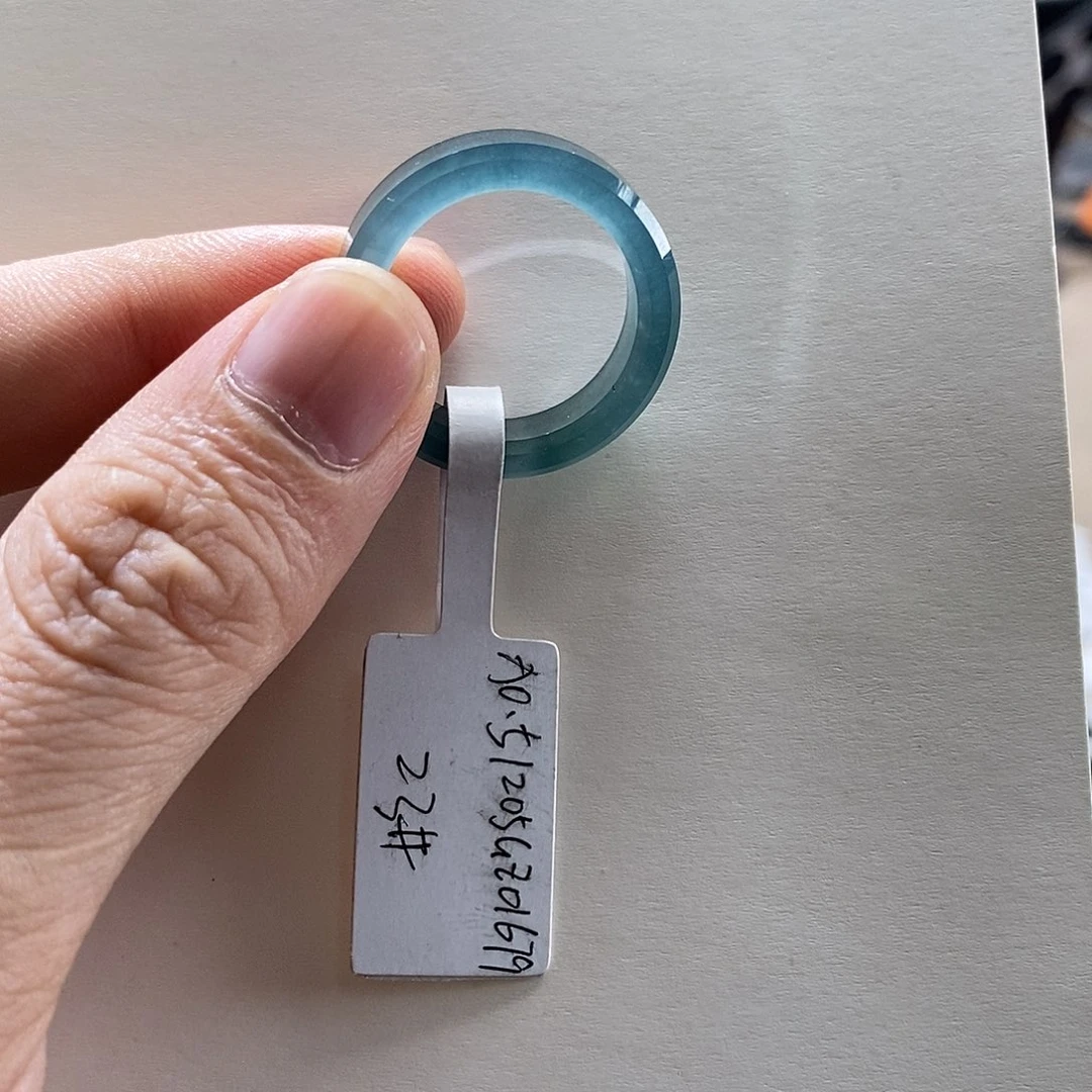 弦****翡翠未镶嵌手镯素圈23