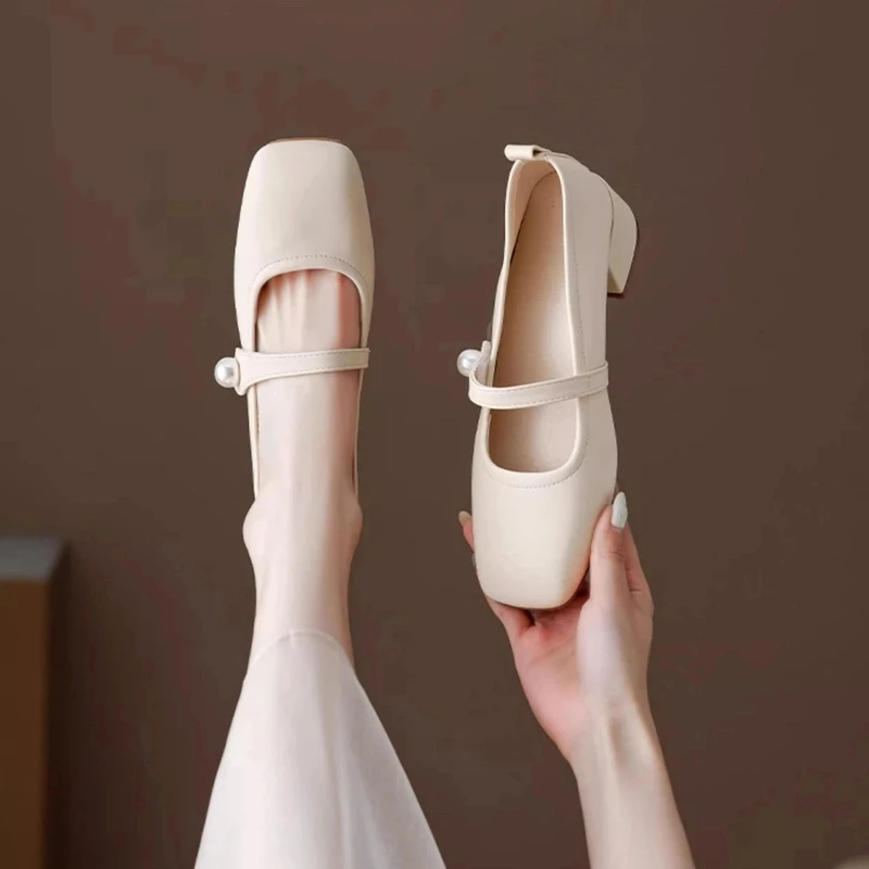 法式白色单鞋女2025春季新款粗跟一字带不累脚配裙子玛丽珍小皮鞋