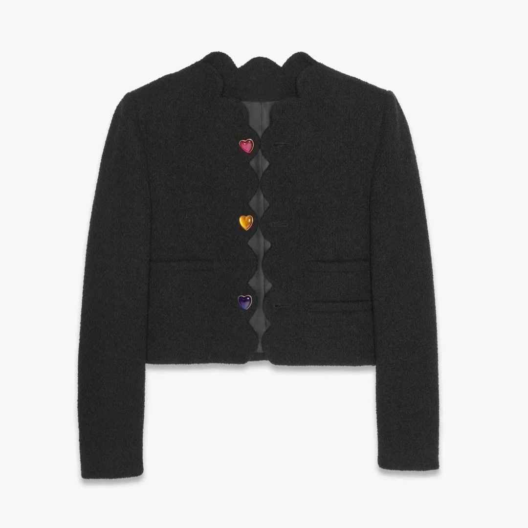 7DHC23171 爱心纽扣外套