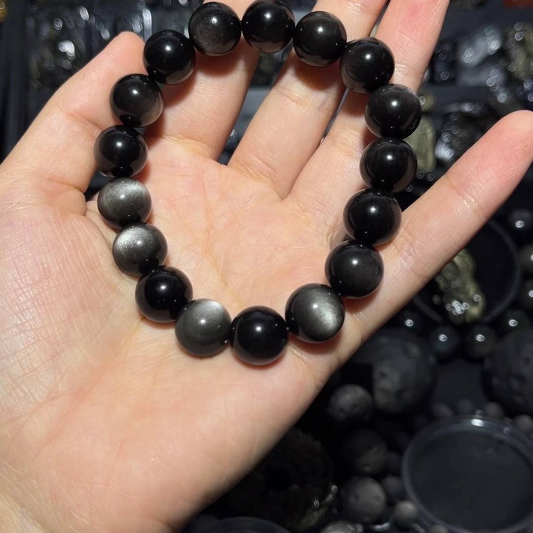 孙****未镶嵌黑曜岩手链