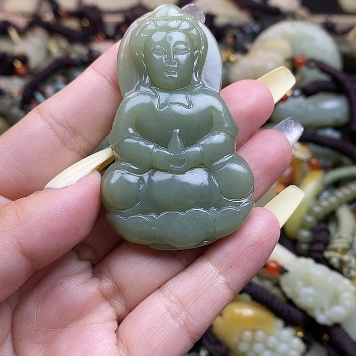和田玉未镶嵌颈饰