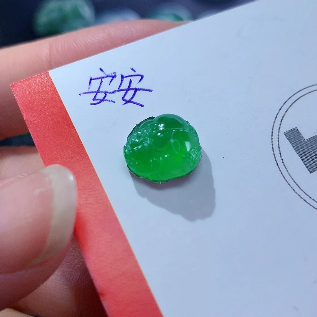 翡翠颈饰未镶嵌天然翡翠高冰金蟾