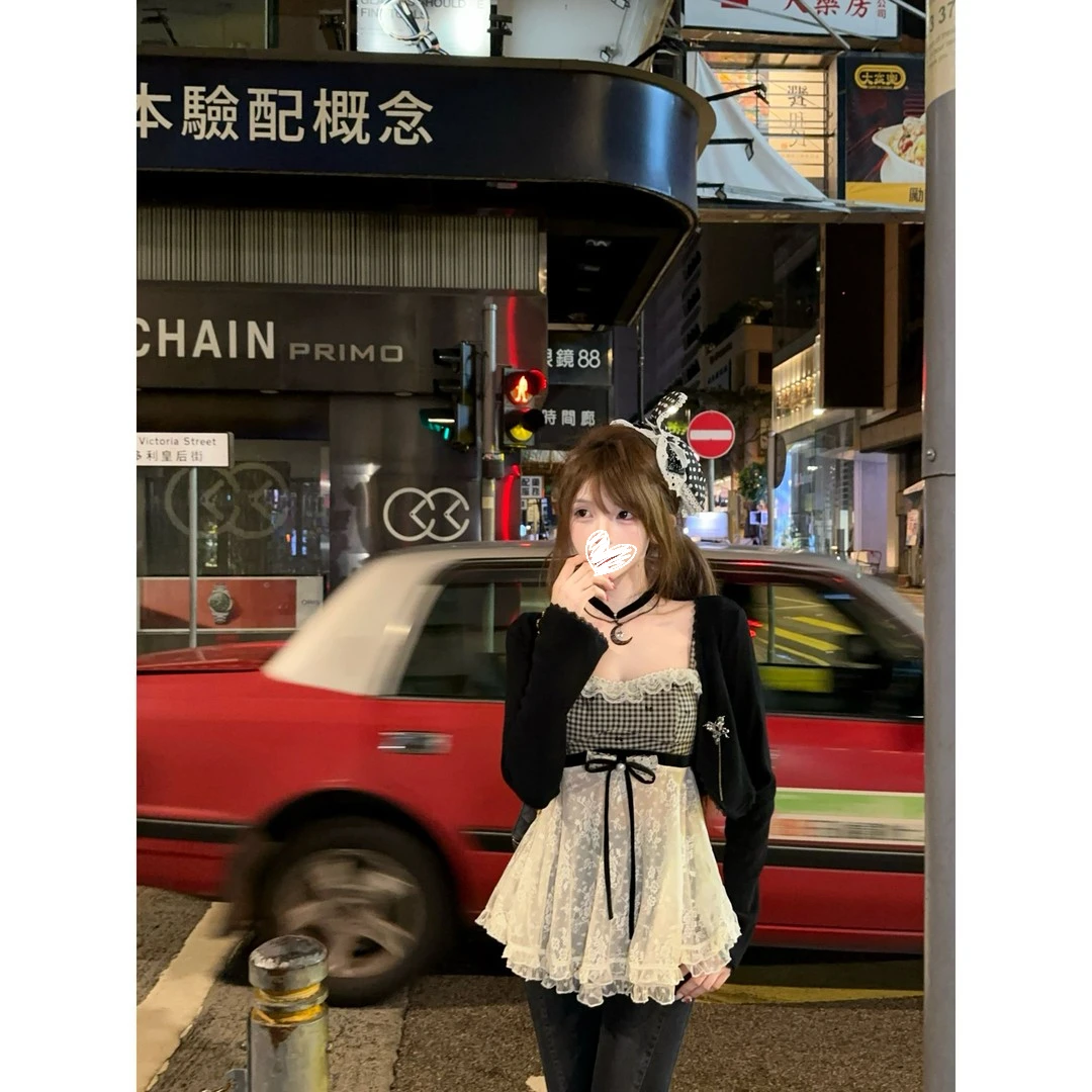 甜辣设计感小众拼接蕾丝格子上衣长袖吊带开衫套装D781