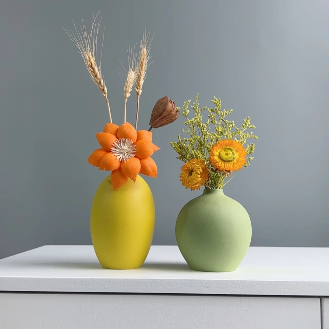 摆件陶瓷小花瓶摆件含花总高约20-30cm